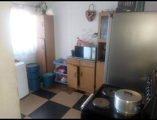 2 BEDROOM HOUSE FOR SALE IN NALEDI